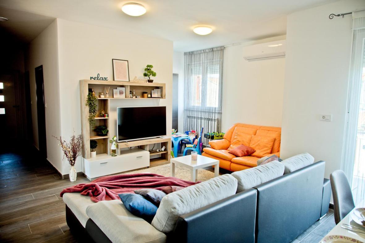 Kris Apartman *