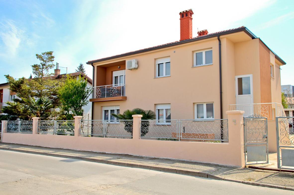 Apartman Kris *